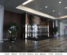 南京豪華兩(liǎng)翼自動旋轉門案例_南京祿口機場鉑爾曼大酒店項目